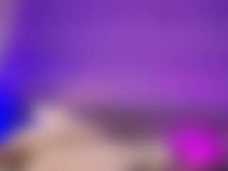 Emylie sexy bodys Live-Sex-Cam-Show