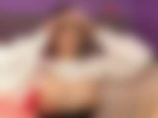 Live cam show with Emylie sexy body - Foot Fetish Blonde Hair on liverealitysex.com