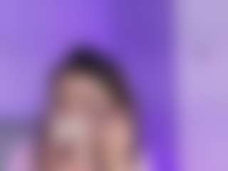 Emylie sexy body's Live Sex Cam Show