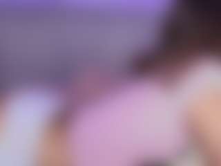 Emylie sexy body's Live Sex Cam Show