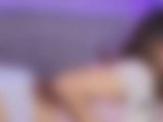 Emylie sexy body's Live Sex Cam Show