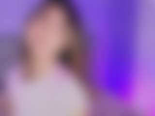 Emylie sexy body's Live Sex Cam Show