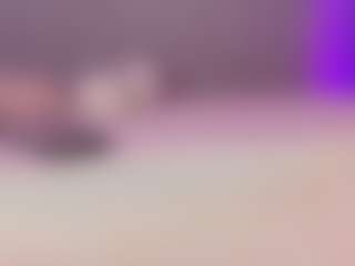 Emylie sexy body's Live Sex Cam Show