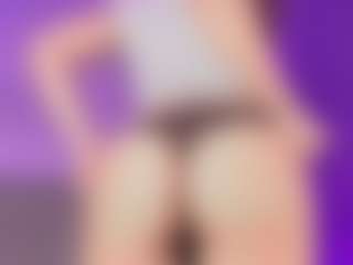 Emylie sexy body's Live Sex Cam Show