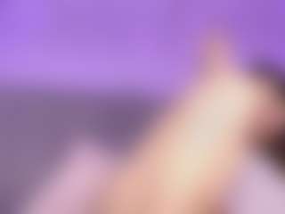 Emylie sexy body's Live Sex Cam Show