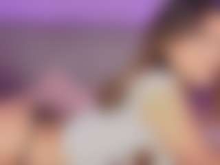 Live cam show with Emylie sexy body - Squirt on liverealitysex.com
