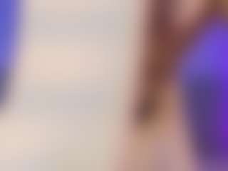 Live cam show with Emylie sexy body - Twerk Latina on xplaylive.com