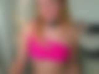 Ameliasweety69's Live Sex Cam Show