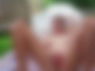 Ameliasweety69's Live Sex Cam Show