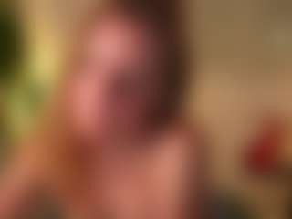 Ameliasweety69's Live Sex Cam Show