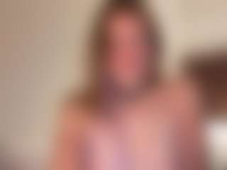 Ameliasweety69's Live Sex Cam Show