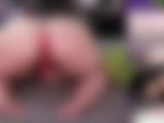 CreepyCrawlyQueen's Live Sex Cam Show