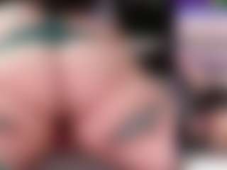 CreepyCrawlyQueen's Live Sex Cam Show