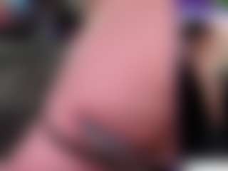 CreepyCrawlyQueen's Live Sex Cam Show