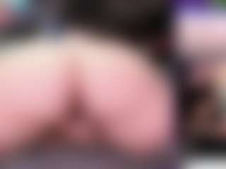 CreepyCrawlyQueen's Live Sex Cam Show
