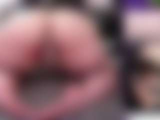 CreepyCrawlyQueen's Live Sex Cam Show