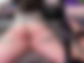 CreepyCrawlyQueen's Live Sex Cam Show