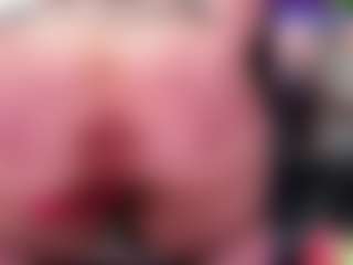 CreepyCrawlyQueen's Live Sex Cam Show