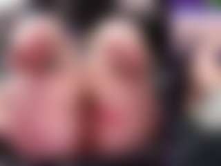 CreepyCrawlyQueen's Live Sex Cam Show