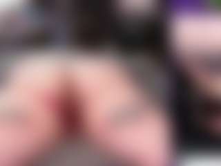 CreepyCrawlyQueen's Live Sex Cam Show