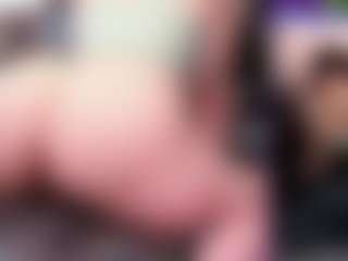 CreepyCrawlyQueen's Live Sex Cam Show