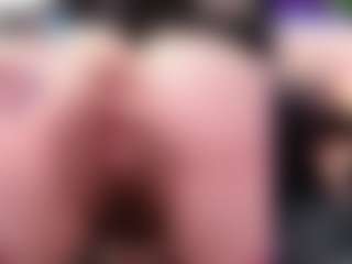 Live cam show with CreepyCrawlyQueen - Amateur MILF on crypto-cams