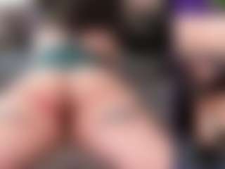 CreepyCrawlyQueen's Live Sex Cam Show