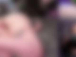CreepyCrawlyQueen's Live Sex Cam Show