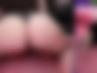 CreepyCrawlyQueen's Live Sex Cam Show