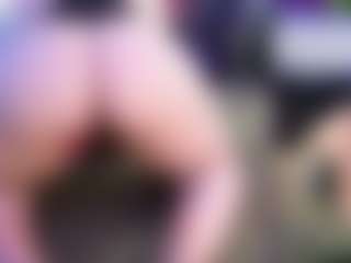 CreepyCrawlyQueen's Live Sex Cam Show