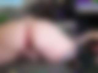 CreepyCrawlyQueen's Live Sex Cam Show