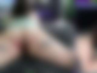 CreepyCrawlyQueen's Live Sex Cam Show
