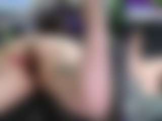 CreepyCrawlyQueen's Live Sex Cam Show