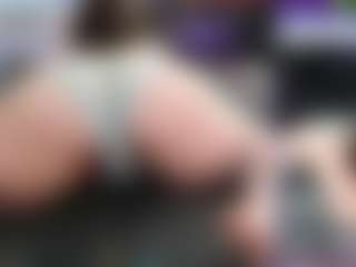 CreepyCrawlyQueen's Live Sex Cam Show
