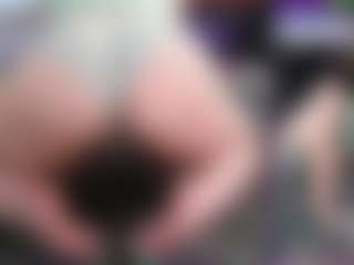 CreepyCrawlyQueen's Live Sex Cam Show