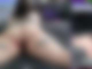 CreepyCrawlyQueen's Live Sex Cam Show