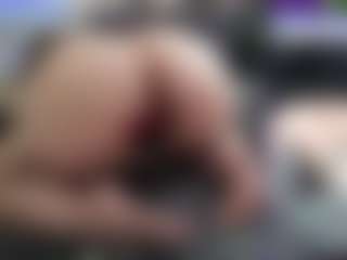 CreepyCrawlyQueen's Live Sex Cam Show