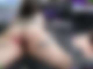 CreepyCrawlyQueen's Live Sex Cam Show