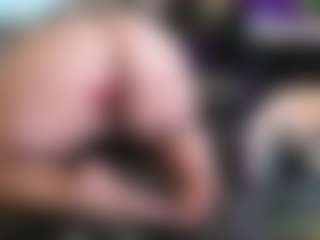 CreepyCrawlyQueen's Live Sex Cam Show