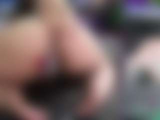 CreepyCrawlyQueen's Live Sex Cam Show