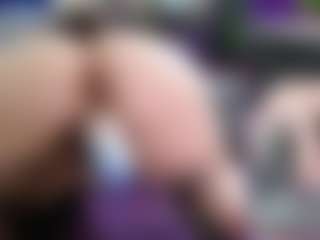 CreepyCrawlyQueen's Live Sex Cam Show