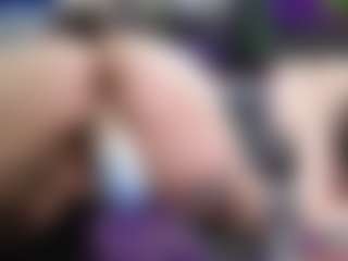 CreepyCrawlyQueen's Live Sex Cam Show