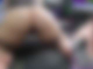 Live cam show with CreepyCrawlyQueen - Curvy Middle Aged on Fling VIP Chat