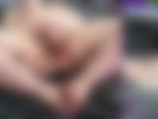 CreepyCrawlyQueen's Live Sex Cam Show