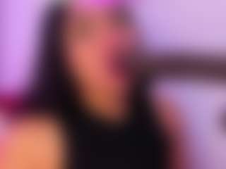 Live cam show with Olivia-Fx - Skinny Teen (18+) on livesexfox.com