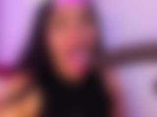 Live cam show with Olivia-Fx - Big Ass Teen (18+) on 1on1-livenow