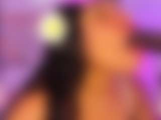 Live cam show with Olivia-Fx - Bikini on Livezox