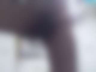 Show en direct avec HairyassTS - Brown Eyes sur Camsoda
