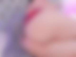 Live cam show with Anette-Cooper - Glasses on MyBangCams