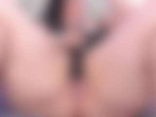 Live cam show with Anette-Cooper - Toys on livesexfox.com